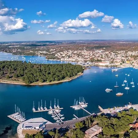 New Seve Ii With Pool, Near The Town Center, 3km From The Βίλα *