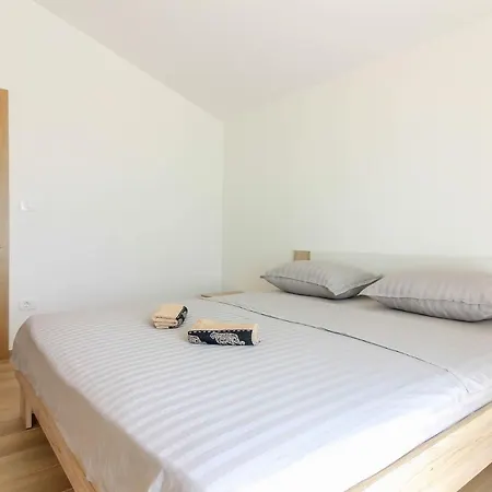 Βίλα New Seve Ii With Pool, Near The Town Center, 3km From The *