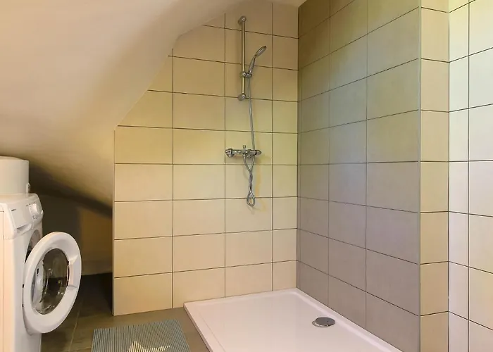 New Seve Ii With Pool, Near The Town Center, 3km From The Vila *