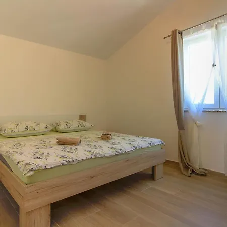 New Seve Ii With Pool, Near The Town Center, 3km From The